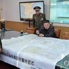 김정은, 서울작전지도 펼쳐놓고 
