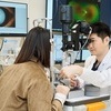 [연세솔안과 김도욱 대표원장 칼럼] 초기 자각 어려운 3대 실명질환, 안과 정기검진 필수