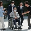 '나토 목걸이 인사 청탁' 자수한 이봉관 서희건설 회장, 특검서 7시간 조사