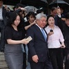 김홍일 방통위원장, 탄핵안 보고 전 사퇴…취임 반년만