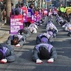 이태원참사 유족, 대통령실까지 '특별법 공포 촉구' 오체투지 행진